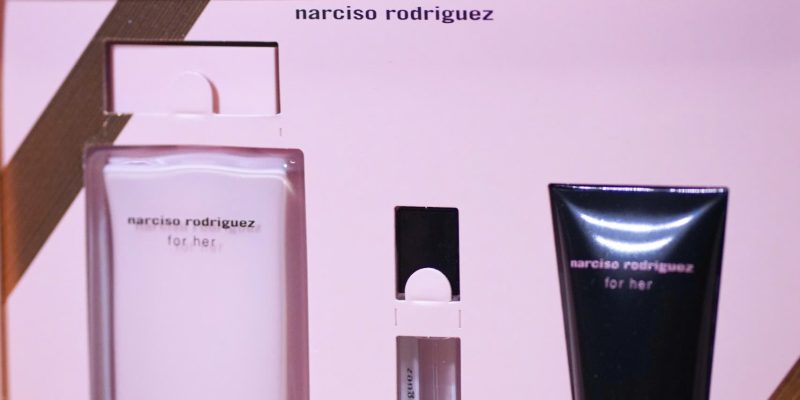 Gift Set Nước Hoa Narciso Rodriguez For Her EDP (Nước hoa 100ml - mini 10ml và dưỡng thể 50ml)